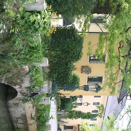 فندق Fischlhamفي  Gastehaus Schloss Bernau المظهر الخارجي الصورة